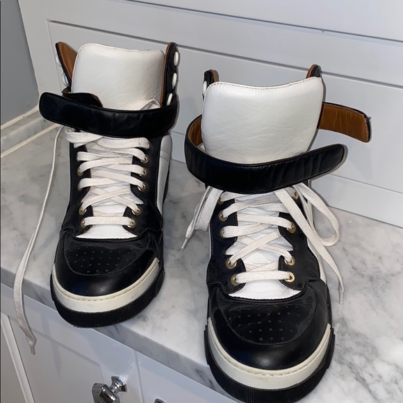 givenchy high top sneakers womens
